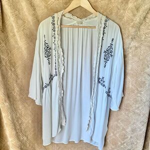 Eyeshadow Womens Embroidered Kimono Top‎ Size L Lace Boho Festival Hippie Sheer